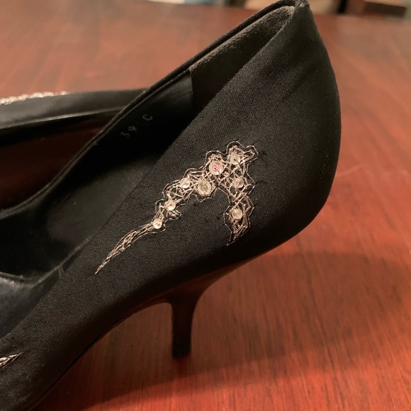 VINTAGE ALAIN TONDOWSKI embellished satin shoes - Picture 3 of 4